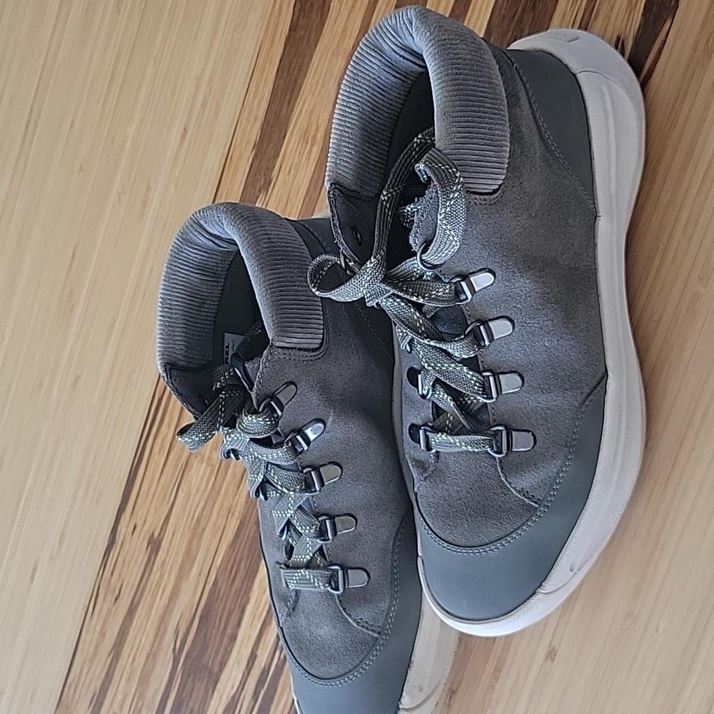 Sorel Saude Lace up Boots